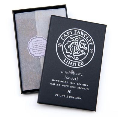 Шкіряний гаманець для паспорта Captain Fawcett Leather Passport Wallet with RFID Lining